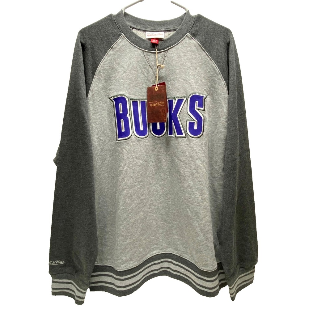Bucks NBA Sweatshirt Large Fleece Milwaukee Basketball Vtg Logo HWC M & N NWT